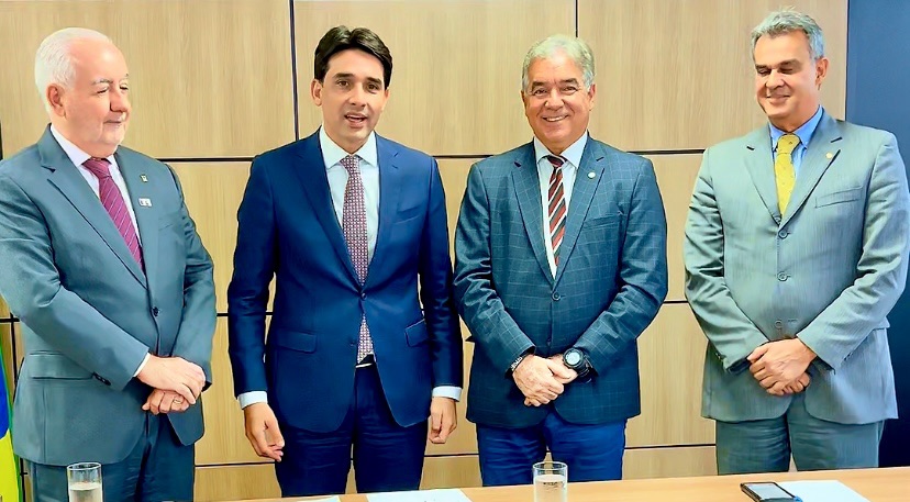 Ministro se reúne com Zé Neto e Seinfra, e autoriza ampliação de pista do Aeroporto de Feira