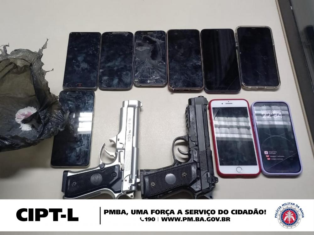 Rondesp Leste apreende dois simulacros de armas de fogo, drogas e nove celulares roubados