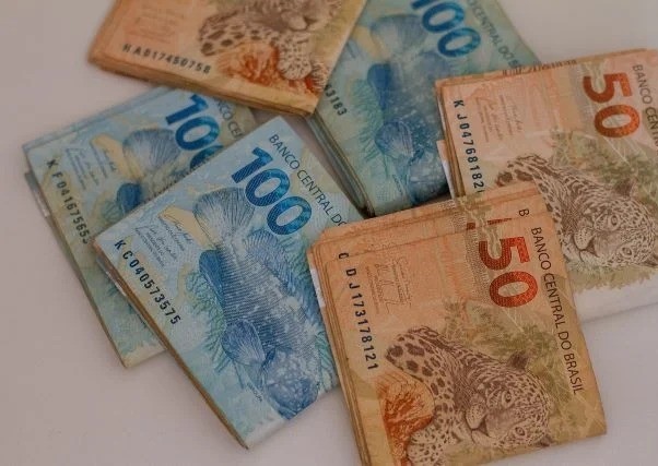 Consulta ao valor do PIS/Pasep de 2024 já está disponível; veja o calendário