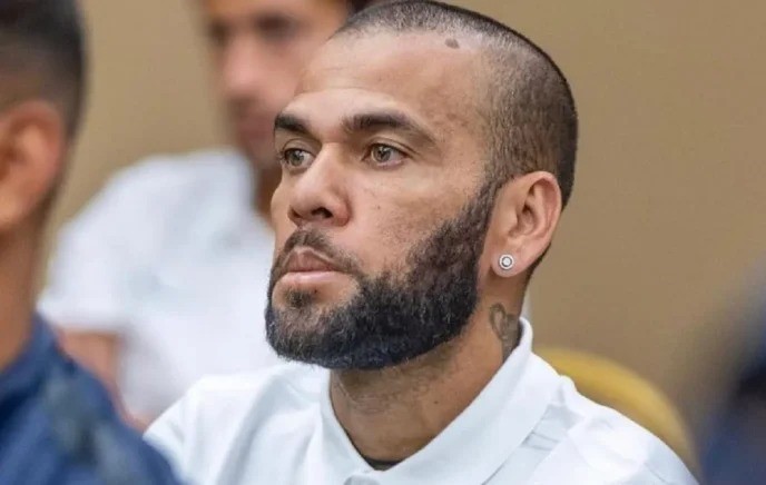 Duas mulheres acusam Daniel Alves de assédio antes do suposto estupro