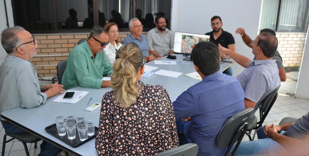 Prefeitura, construtoras e condomínios se unem para melhorar drenagem no Papagaio