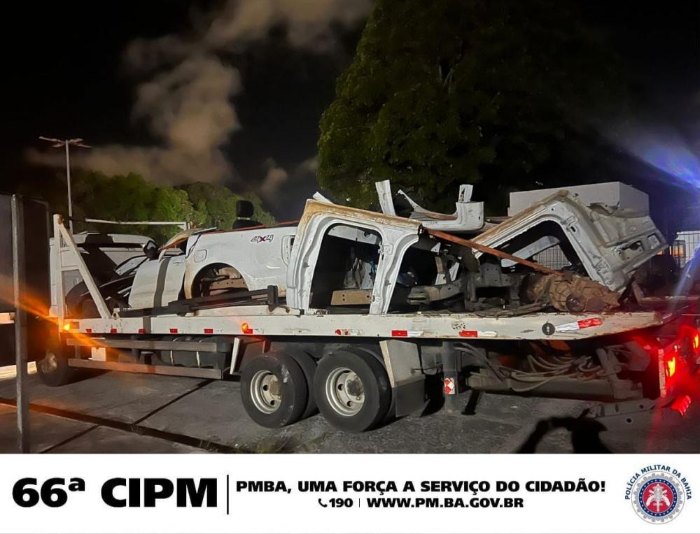 CPR-L: 66ª CIPM efetua prisão em flagrante por desmanche de veículo com restrição de roubo em Feira de Santana.