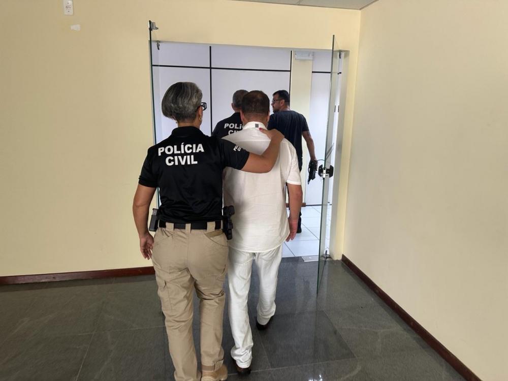 Polícia Civil prende homem em flagrante por estelionato