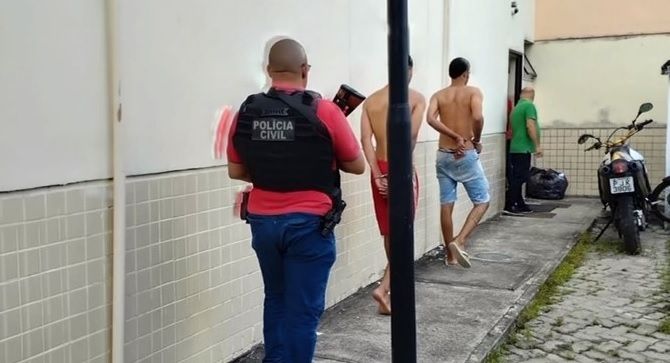 Homem é preso em flagrante por cárcere privado e violência doméstica