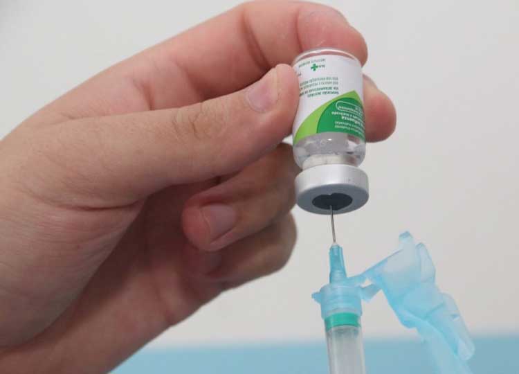 Feira dá início a campanha de vacinação contra gripe nesta segunda