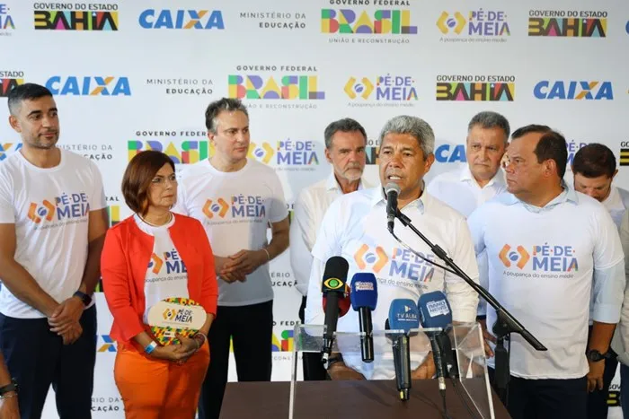 Jerônimo garante pagamento dos precatórios aos professores.