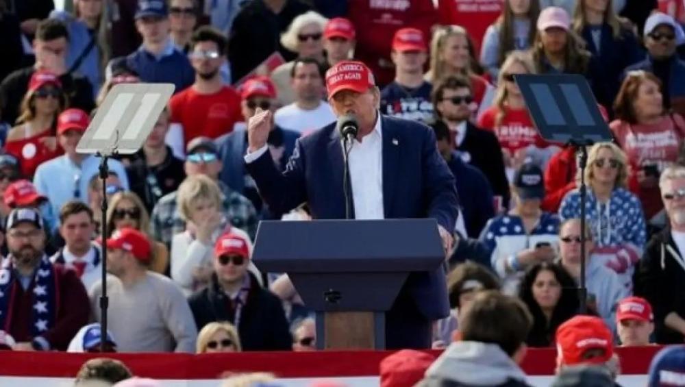 Trump fala em 'banho de sangue' se for derrotado e vira piada de Biden por frase sem sentido