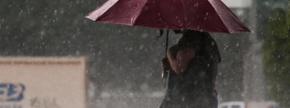 Inmet emite alerta de chuvas intensas na Bahia