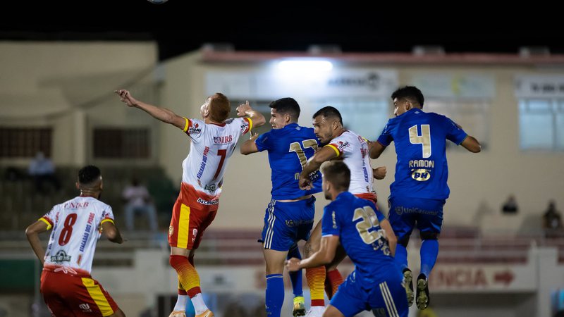 Juazeirense vence nos pênaltis, elimina o Cruzeiro e avança às oitavas da Copa do Brasil