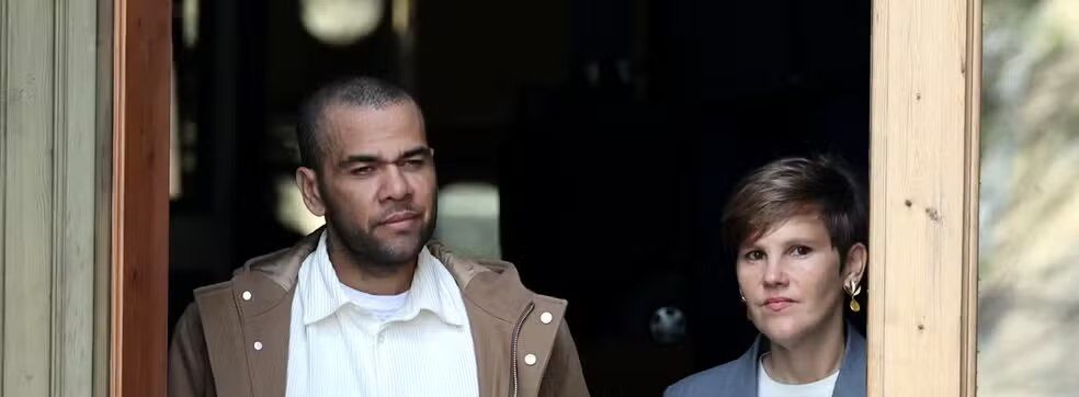 Justiça nega recurso e mantém Daniel Alves em liberdade