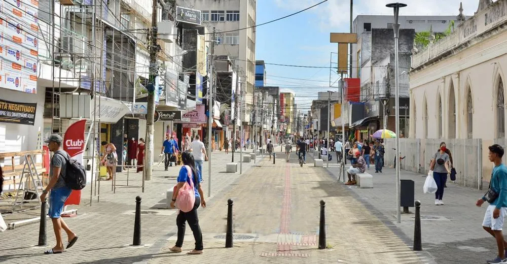 Comércio de Feira funciona em horário especial a partir de quarta, 8