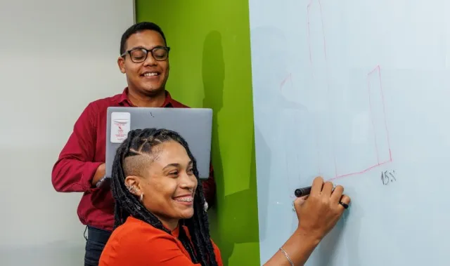 Coelba oferece cursos de qualificação profissional para pessoas com deficiência