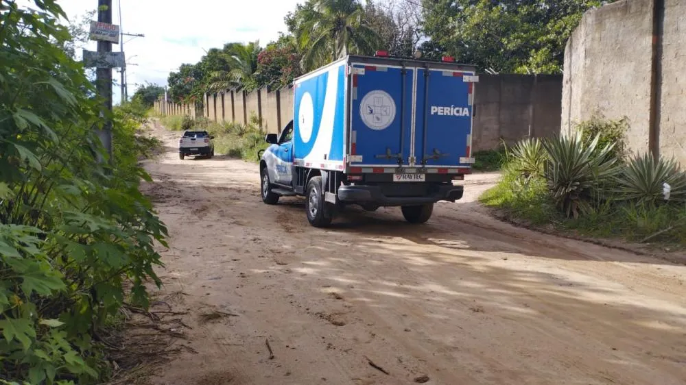 Corpo de homem é encontrado com nove tiros de pistola no Papagaio