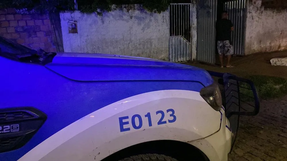 Homem foi assassinado com tiros na cabeça no Jardim Cruzeiro