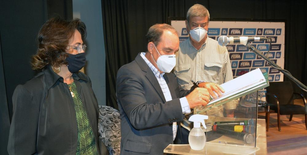 Transmissão de aulas em canal de TV aberta é nova aliada para estudantes