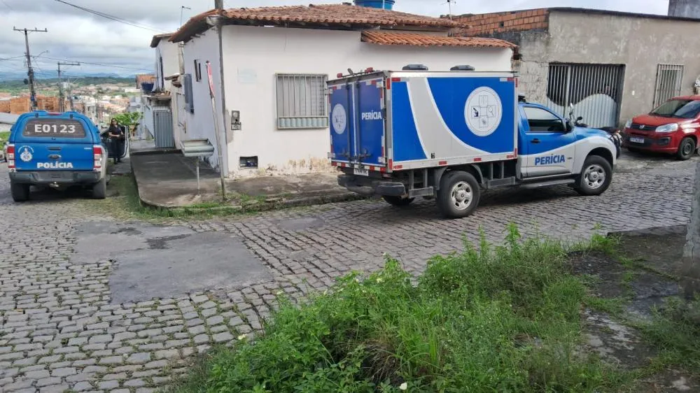 Homem de 23 anos é assassinado na porta de casa nesta segunda no bairro Gabriela