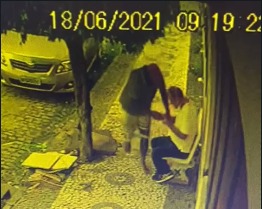 Secretario de meio ambiente teve celular roubado.