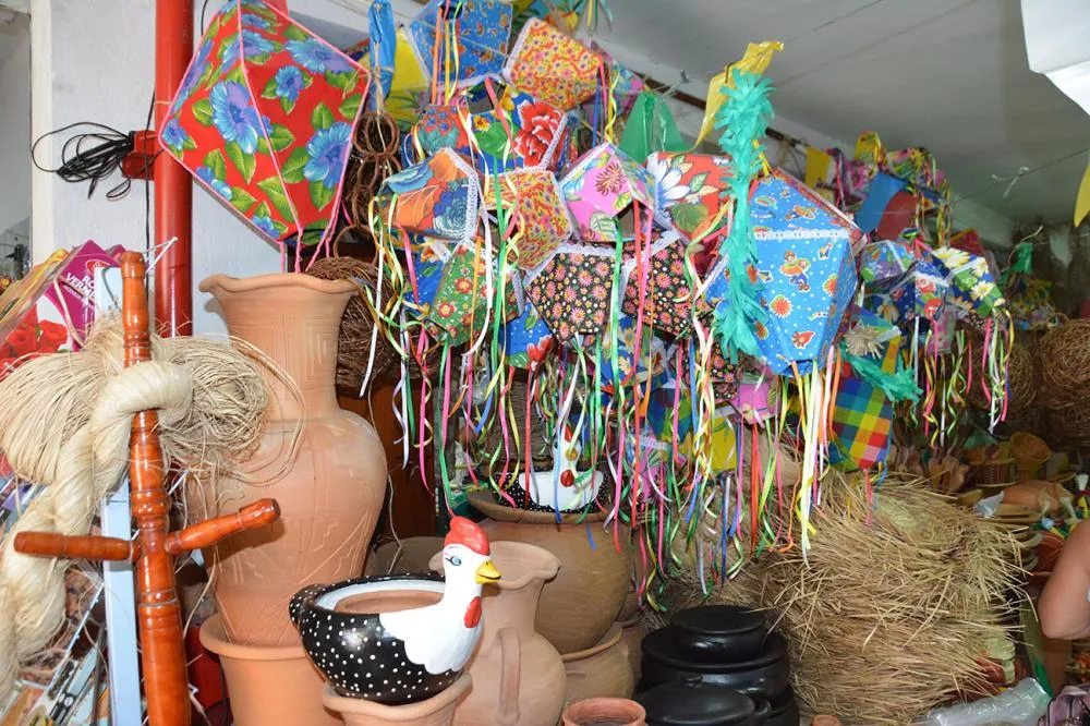 Produtos confeccionados em palha ganham destaque na Galeria do Artesão