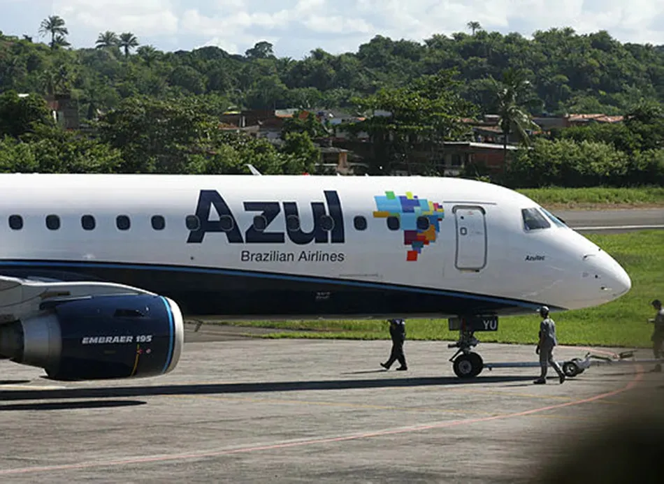 Voos de Feira de Santana para Recife foram cancelados por e-mail pela empresa Azul a partir de 1º de Julho
