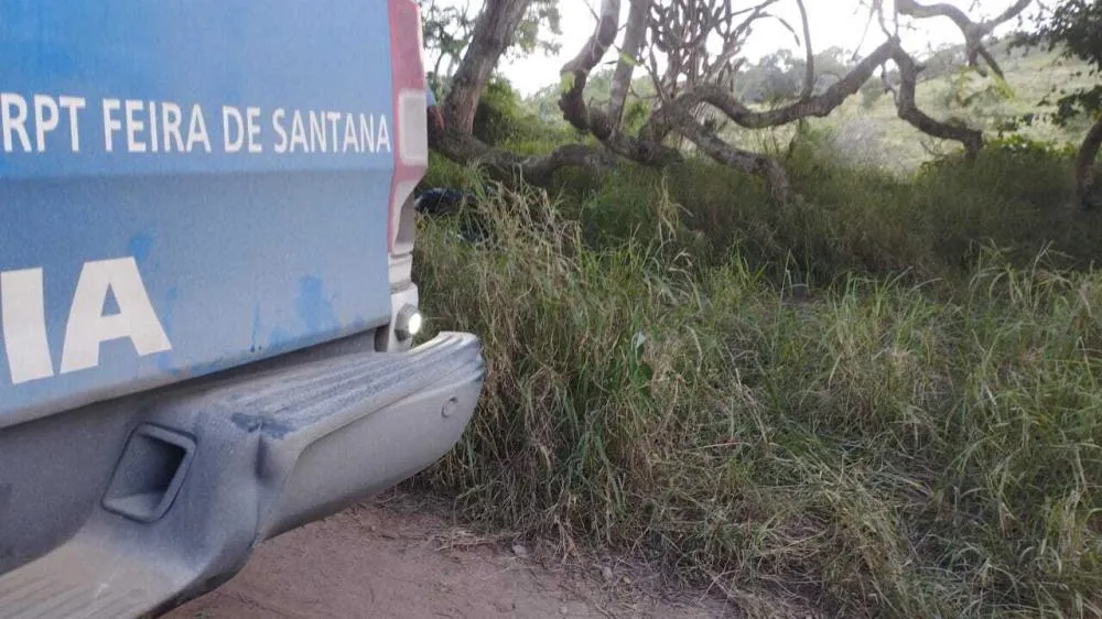 Corpo carbonizado é encontrado em fazenda em Ipuaçu