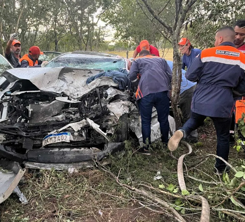Três pessoas mortas e sete feridas em colisão frontal entre Tanquinho e Riachão