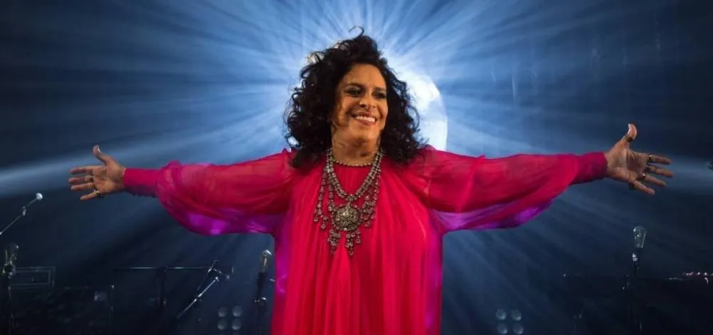 Ex-empregados de Gal Costa pedem mais de R$ 1 milhão em processos trabalhistas, diz jornal