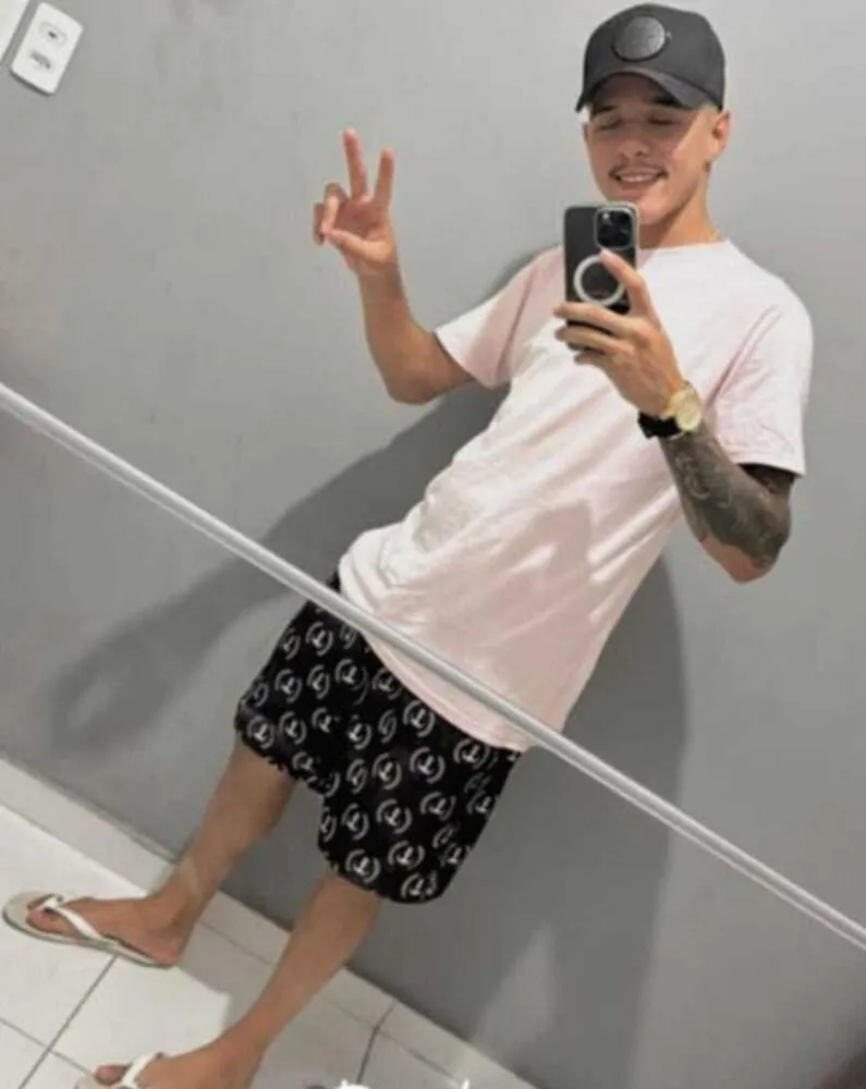 Jovem de 25 anos foi assassinado na porta de casa no Campo Limpo