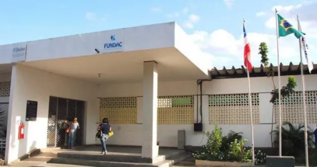 Adolescente suspeito de passar mão em partes intina de colega é detido em Serra Presta 