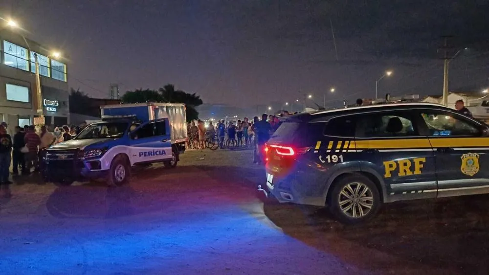 Homem com transtorno mental é atropelado e morto por caminhão na Avenida Contorno