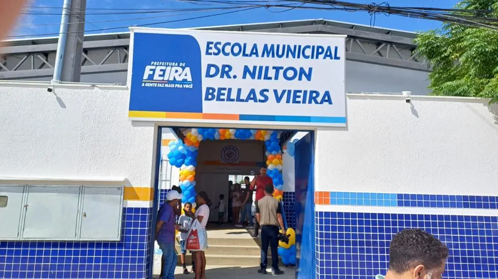 Prefeito entrega nova escola em Feira de Santana e anuncia inauguração de mais nove até setembro