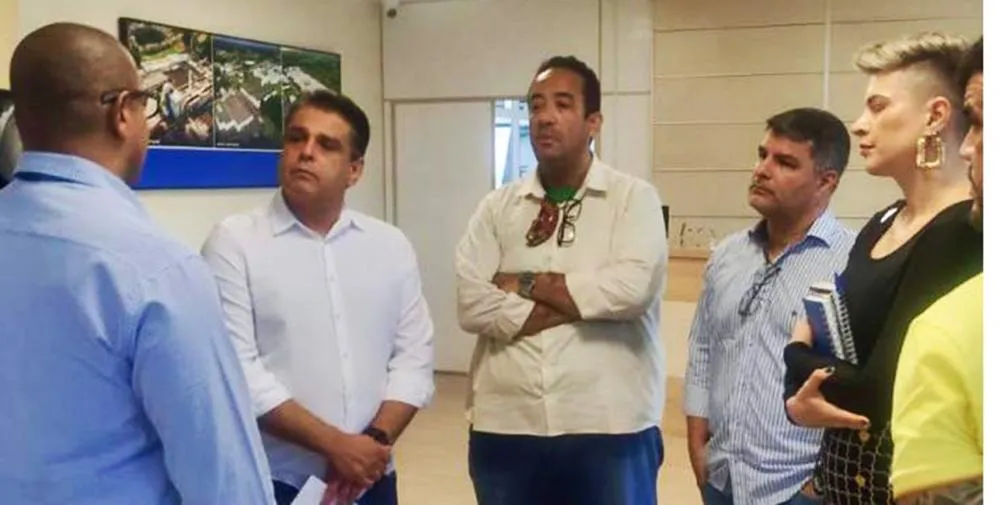 Representantes do governo visitam a empresa Vipal Borrachas