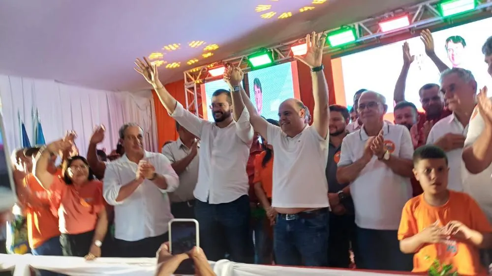 Frank Leite homologa candidatura à reeleição com Mario Gonçalves como vice em Serra Preta 