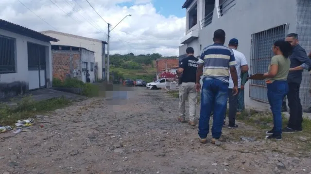 Homem morre após tiros em via pública do bairro Gabriela