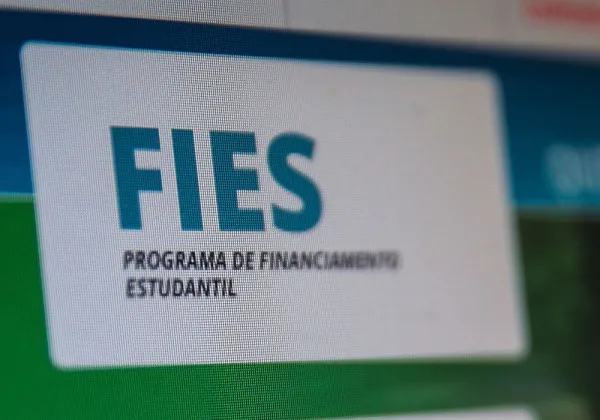 Prazo para inscrições nas provas do Fies no 2° semestre termina nesta terça