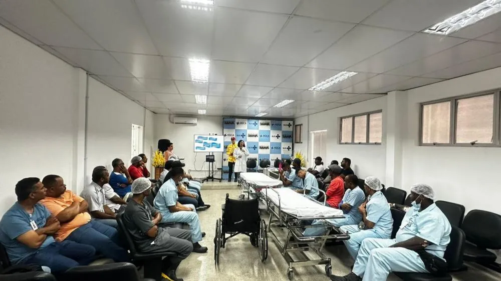 Capacitação de aqueiros do Hospital Clériston Andrade foca em transporte seguro e identificação de AVC