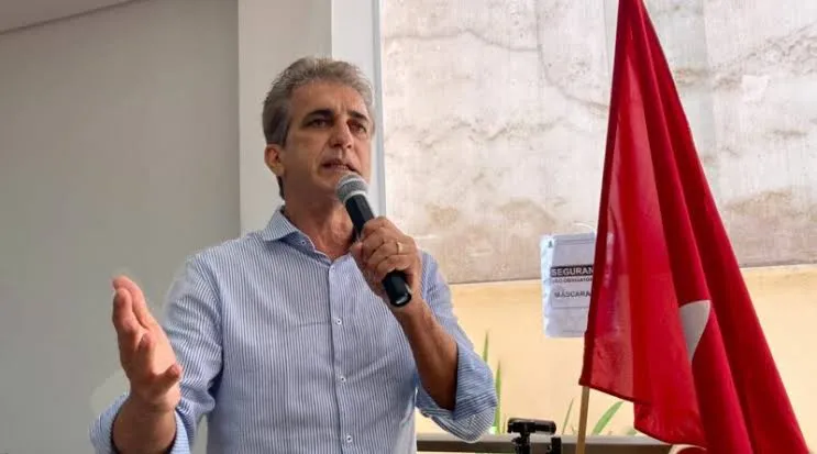 Com TV e apoio de Lula e Jerônimo, Zé Neto acumula força para vencer eleições no 1º turno em Feira, afirma deputado Robinson; “pesquisas apontam isso”