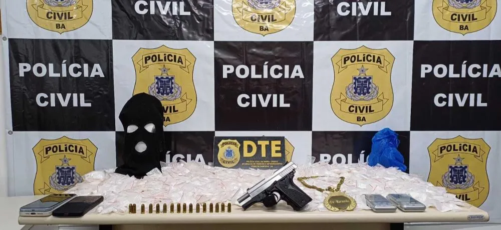 DTE apreende 1500 porções de cocaína no bairro Sim