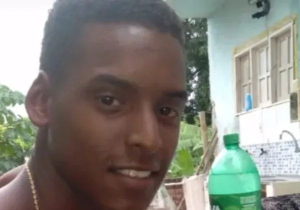 Homem é torturado até a morte por furtar biscoito de R$ 3,50