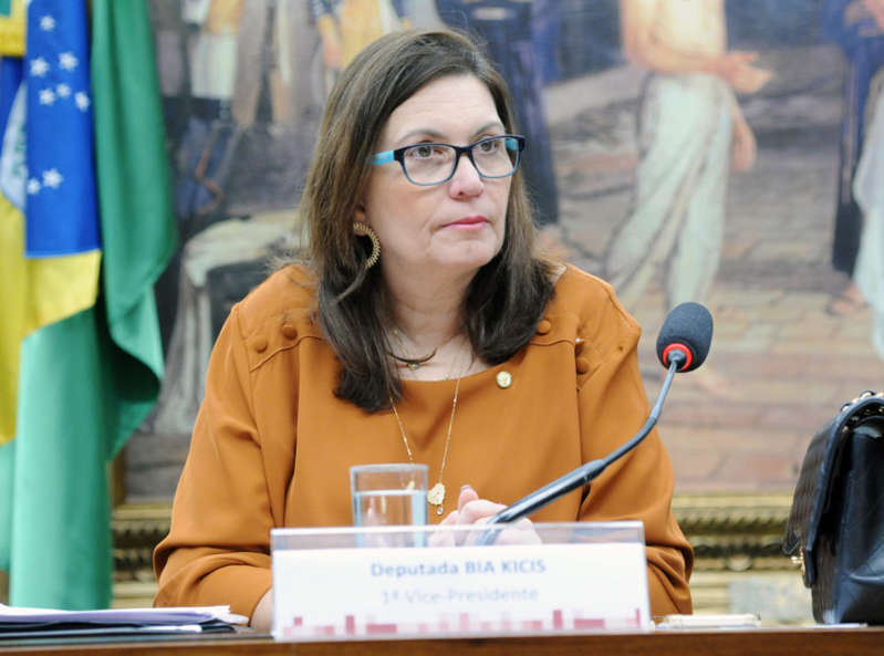 Votação preliminar mostra que PEC do voto impresso pode cair já na comissão