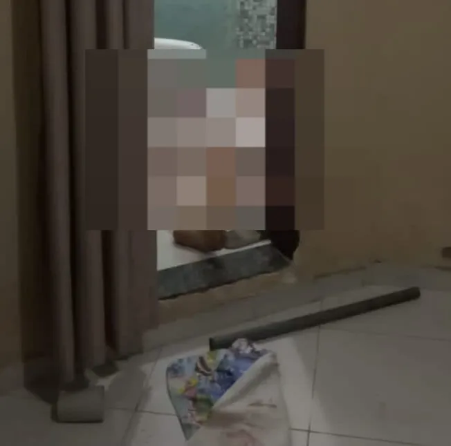 Jovem suspeito de matar padrasto em defesa da mãe é liberado após audiência de custódia