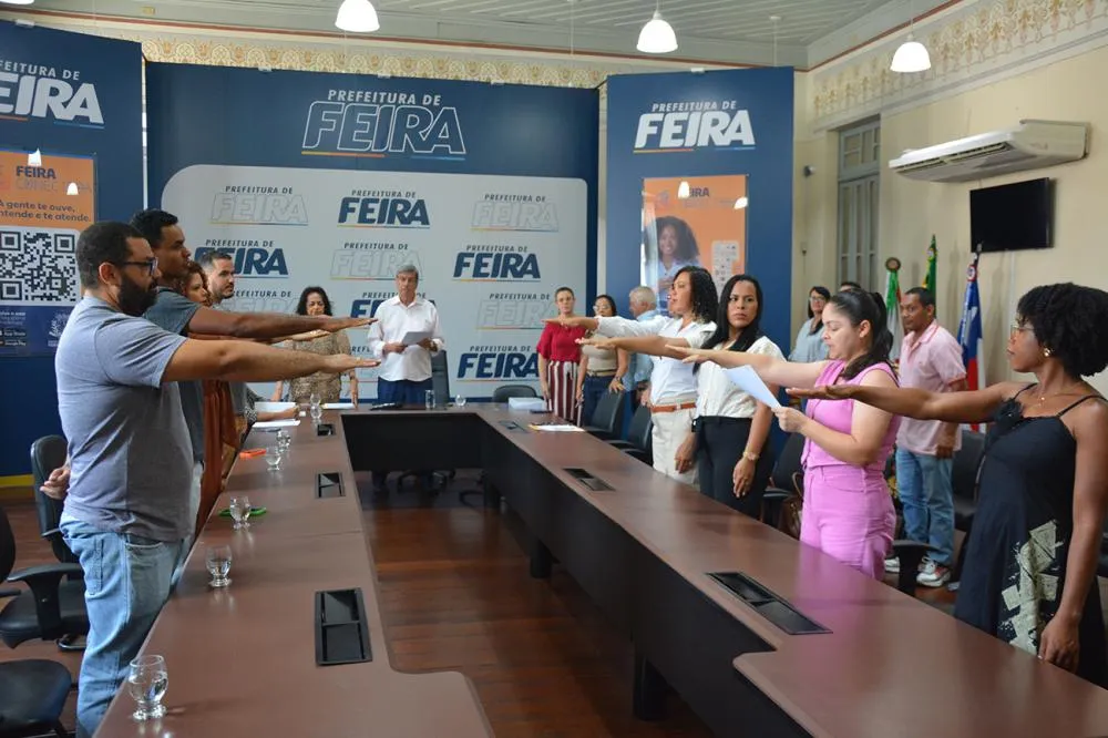 Mais oito professores são empossados na rede municipal