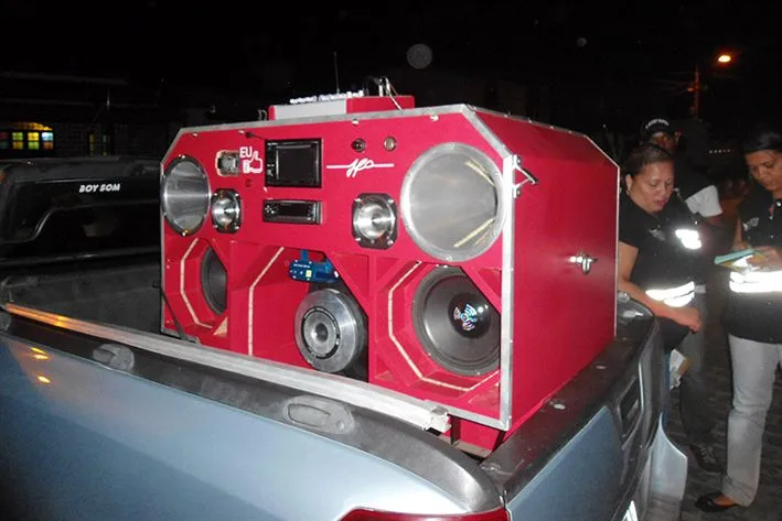 Feira de Santana enfrenta aumento da poluição sonora mesmo com aplicação de multas