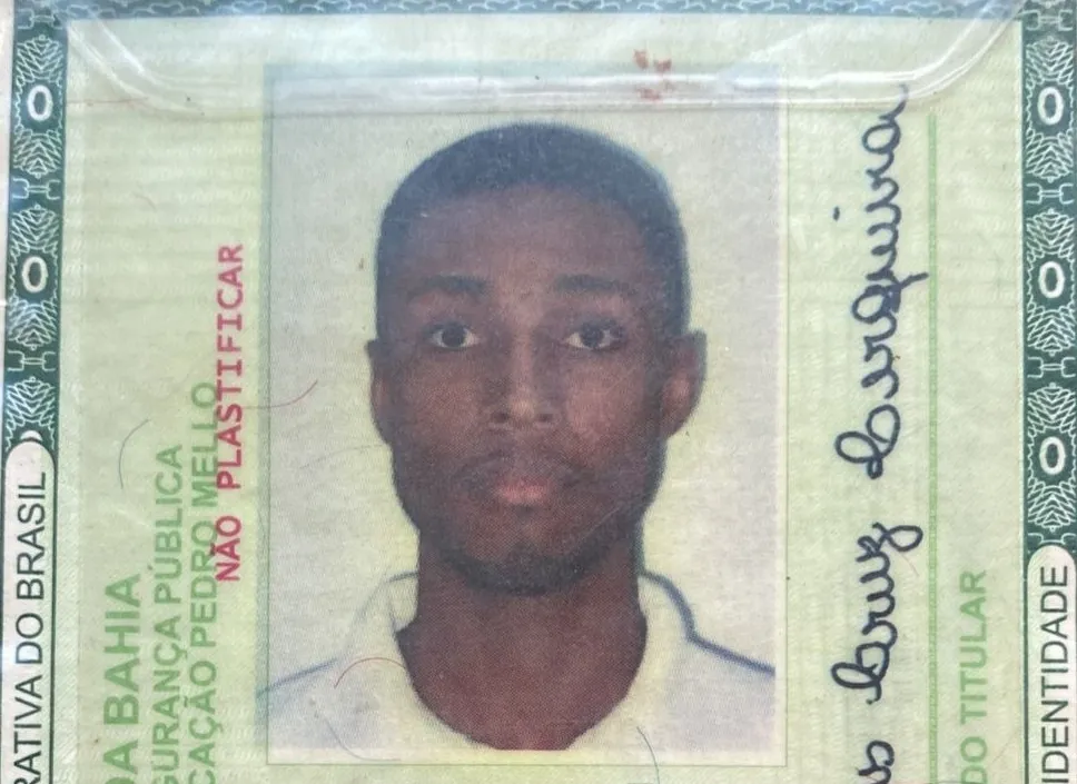 Jovem é assassinado a caminho do aniversário da mãe em Feira de Santana