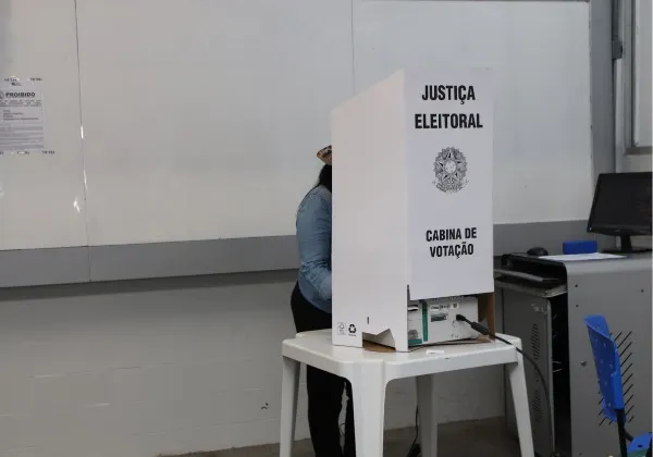 TSE: abstenção fica perto do total de eleitores ausentes na pandemia