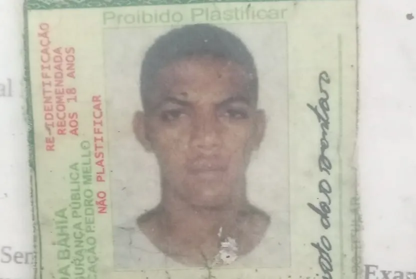 Confronto com a Rondesp termina com dois suspeitos mortos e apreensão de armas e drogas em Feira de Santana