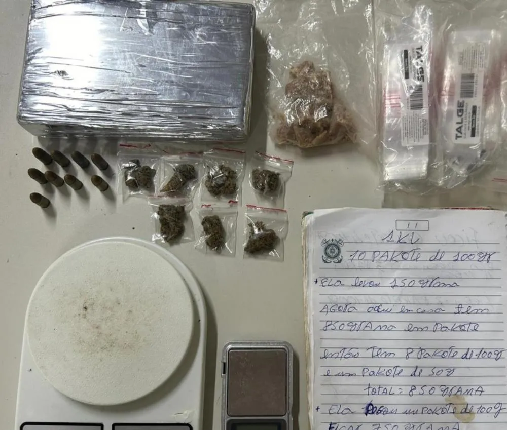 65ªCIPM apreende drogas e munições, após tentativa de abordagem na Avenida Tomé de Souza